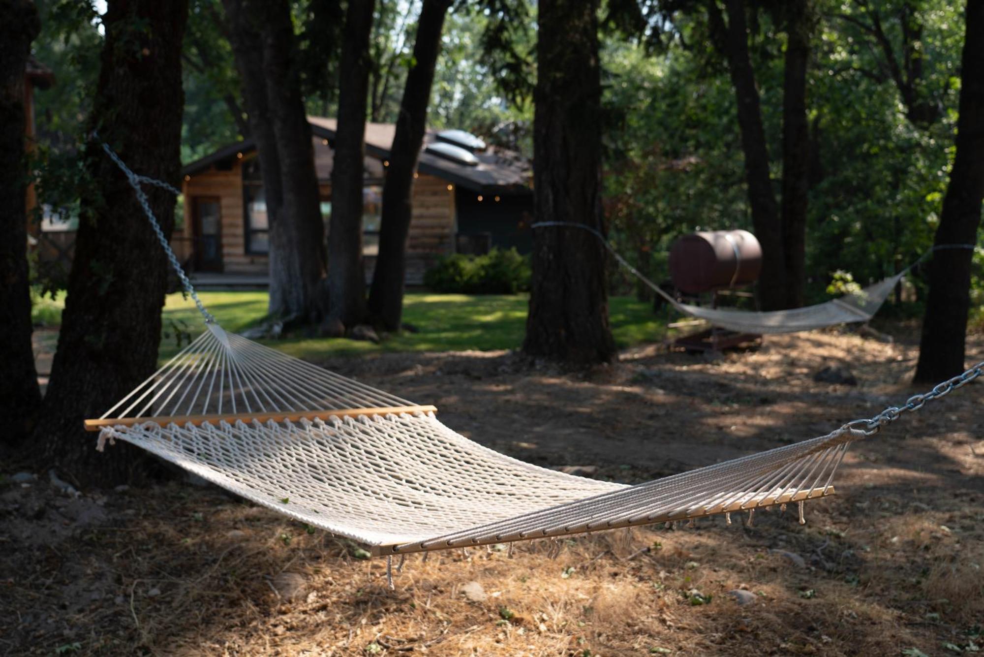 Basecamp Lodge Маунт Шаста Екстериор снимка